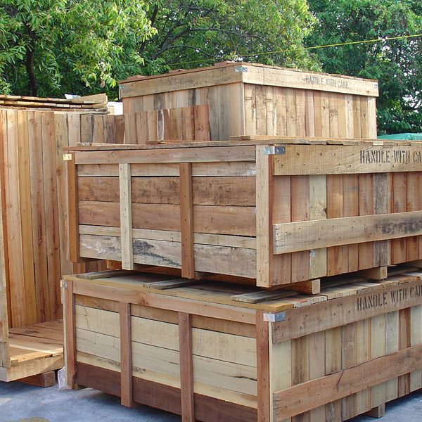 Wooden/Plywood (Case/Crates)