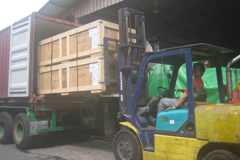 Warehousing services 3